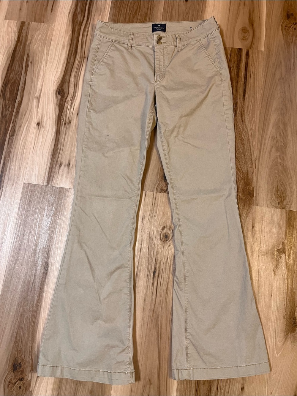 American Eagle Women’s 10 Long Artist Flare Tan Khaki Pants Jeans Mid Rise 10L